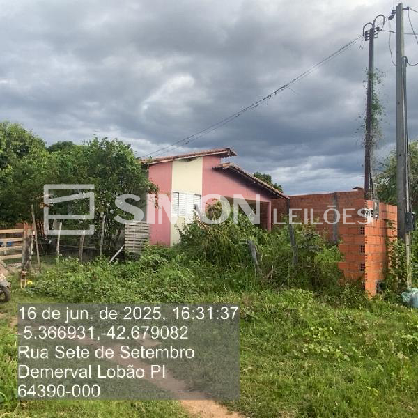Imagem do imóvel DEMERVAL LOBAO/PI, RUA SETE DE SETEMBRO, N. 975, CASA, 65,82M² DE ÁREA PRIVATIVA, 2 QTS, WC, SL, COZINHA, TERRAÇO, IPTU: 911634, MATRÍCULA: 5972, OFÍCIO: 1, AVALIAÇÃO: R$ 109.000,00