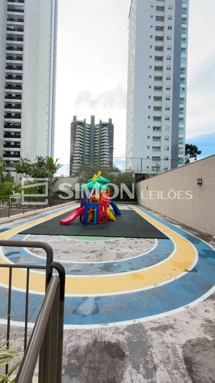 Apartamento nº 1.601 (um mil, seiscentos e um), Tipo “A”, localizado no Décimo Sétimo (17º) Pavimento ou Décimo Sexto (16º) Andar, do EDIFÍCIO ECOVILLE HILLS, situado à Rua Monsenhor Ivo Zanlorenzi, n, localizado em Curitiba - PR
