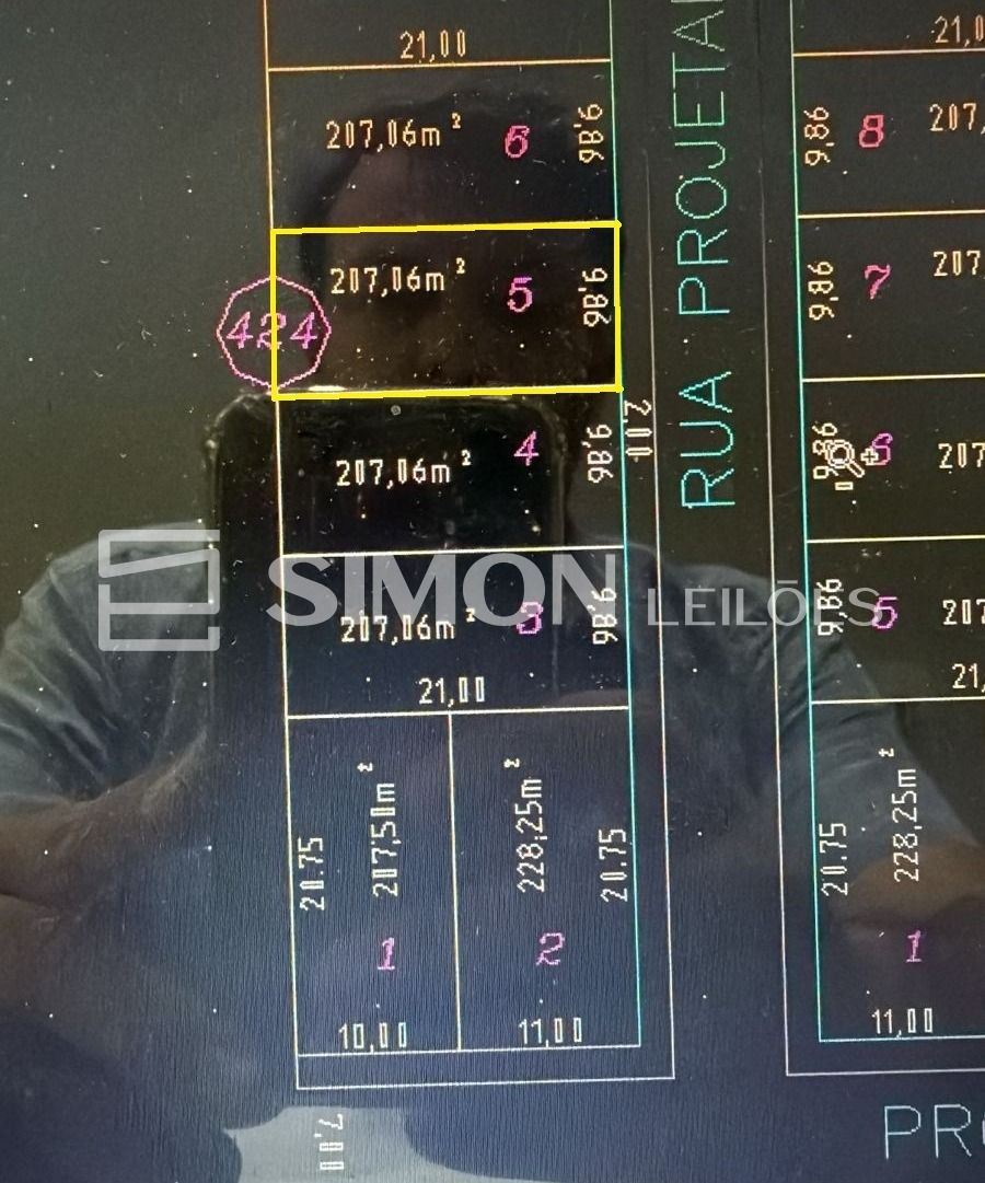 Paranacity/PR: Lote urbano nº 05 (cinco) da quadra nº 424 (quatrocentos e vinte quatro), com área de 207,06m², situado na Rua México, JARDIM MATIL ABID EID I, da planta geral desta cidade, sede do dis, localizado em Paranacity - PR, bairro Jardim Matil Abid Eid I