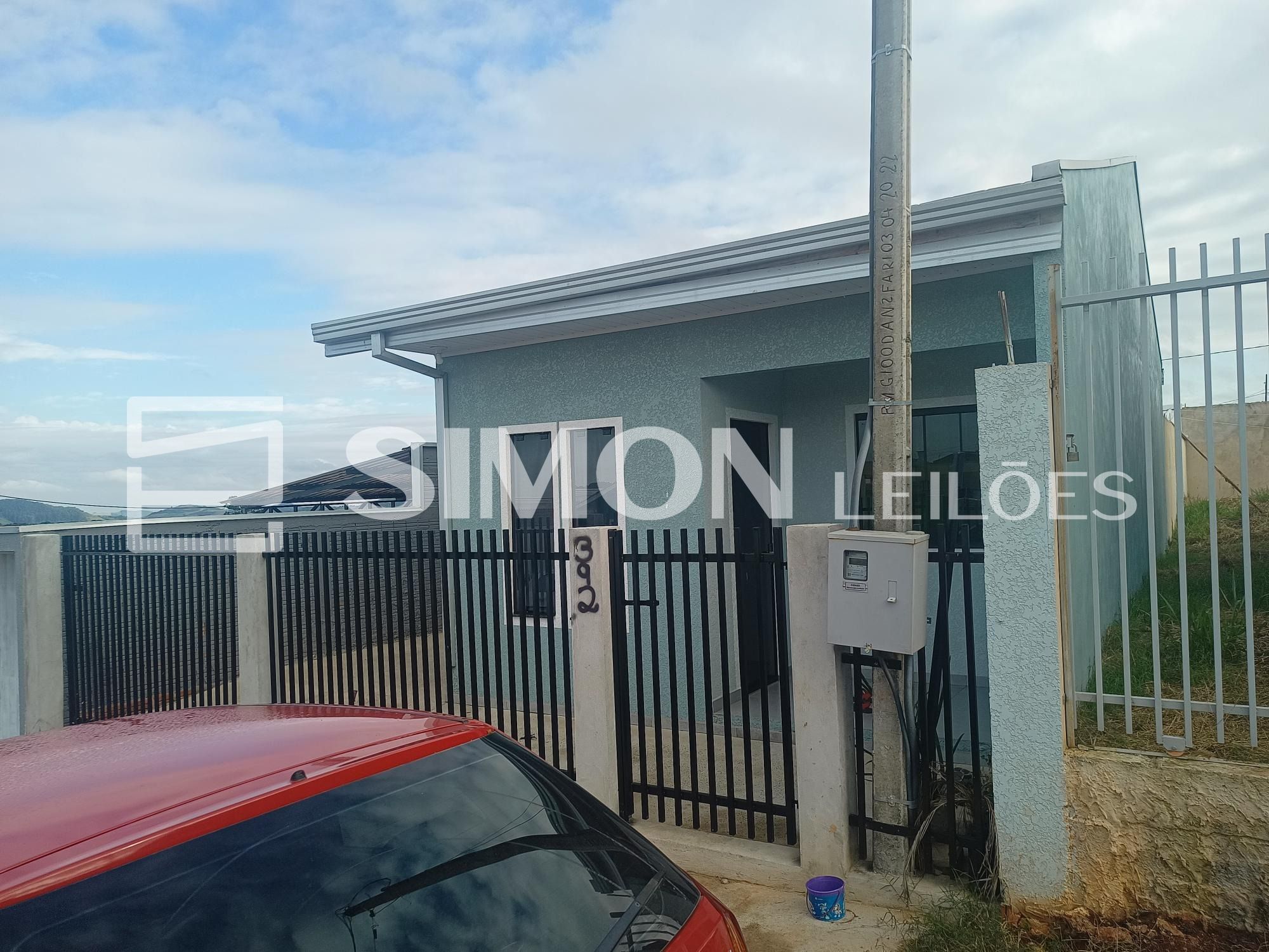 Um imóvel urbano Lote 10-02, Quadra 04, com área de 180,00m², localizado em Ivaí/PR, Loteamento Santa Helena, na Rua Prefeito Edoardo Graniska, nº402, com limites e confrontações constantes na matrícu, localizado em Ivaí - PR
